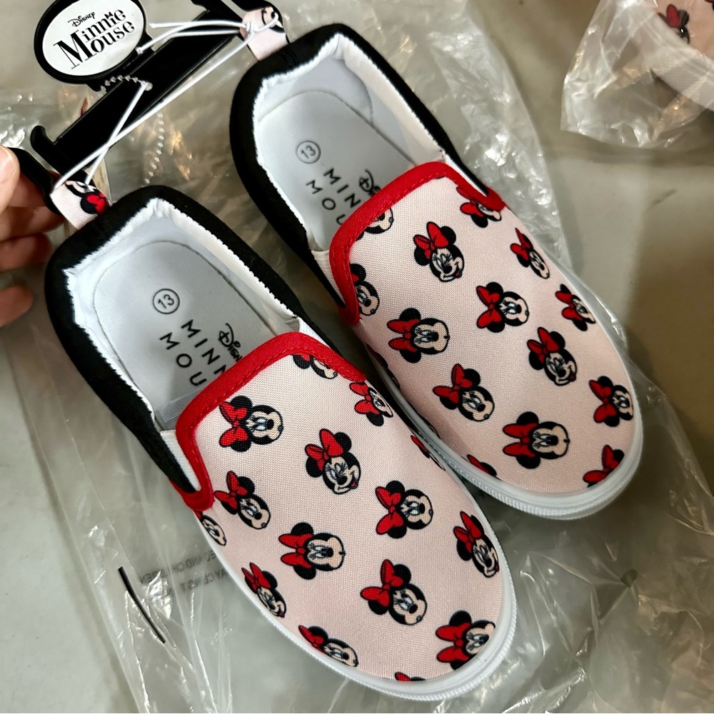Kids Minnie Mouse slip on sneaker - Picture 4 of 4